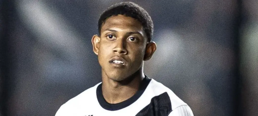 Vasco acerta a contratação de atacante do Nova Iguaçu em definitivo