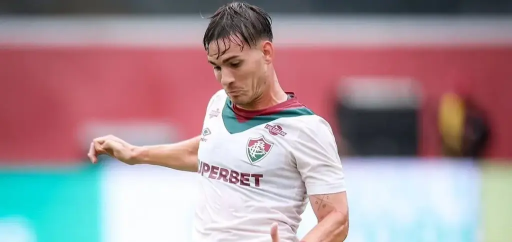 Coritiba se aproxima da contratação de atacante do Fluminense