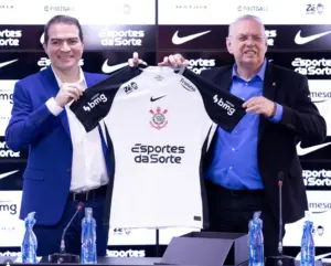 Marcelo Paz quer elenco do Corinthians blindado e avalia mercado