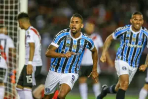 Mato-Grossense: Sport Sinop anuncia meia campeão da Libertadores
