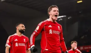 INGLÊS: Liverpool aproveita ausência de Bruno Guimarães e atropela o Newcastle