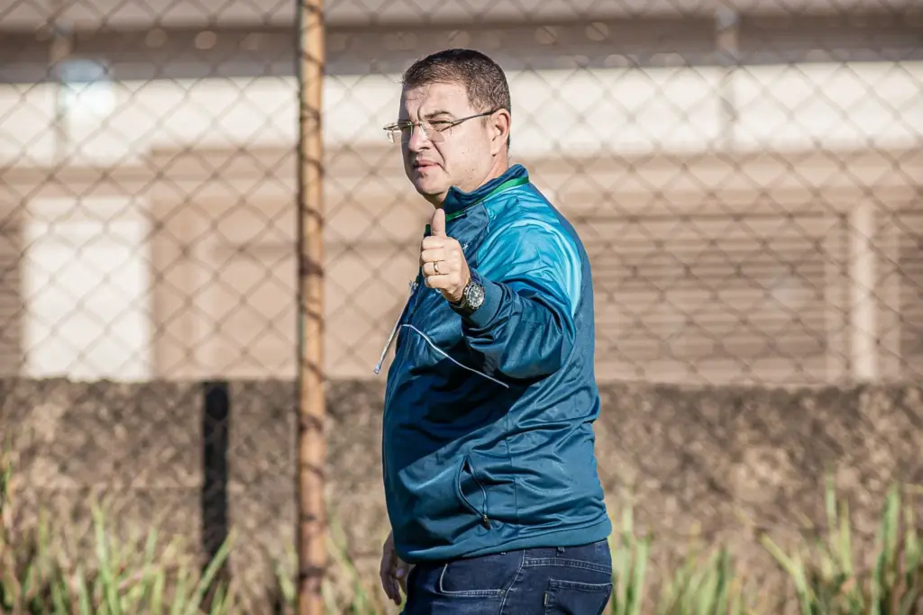 Guarani perde Odair Batistela na base após destaque na Copinha