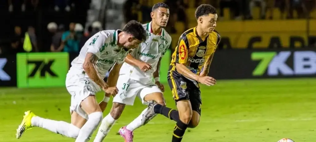 Derrota do Palmeiras para o Novorizontino é destaque em Portugal