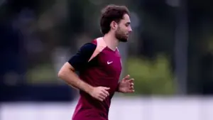 Corinthians apresenta Pedro Milans como novo reforço