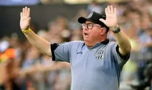 Ponte Preta faz jogo desastroso e é goleada pelo Corinthians