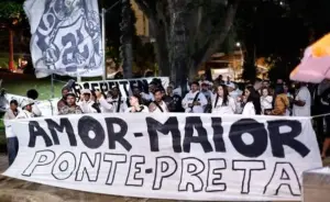 Torcida da Ponte Preta promove 