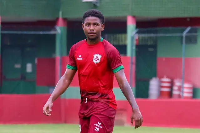 Portuguesa Santista contrata Gabriel Falcao