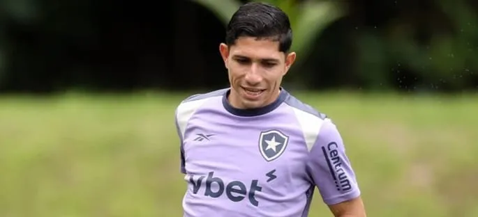 Savarino em ação pelo Botafogo (Foto: Vítor Silva-BFR)