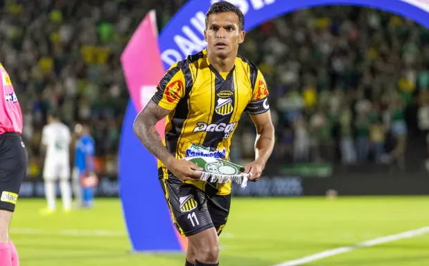 Robson supera gols dos quatro grandes de SP Paulistao