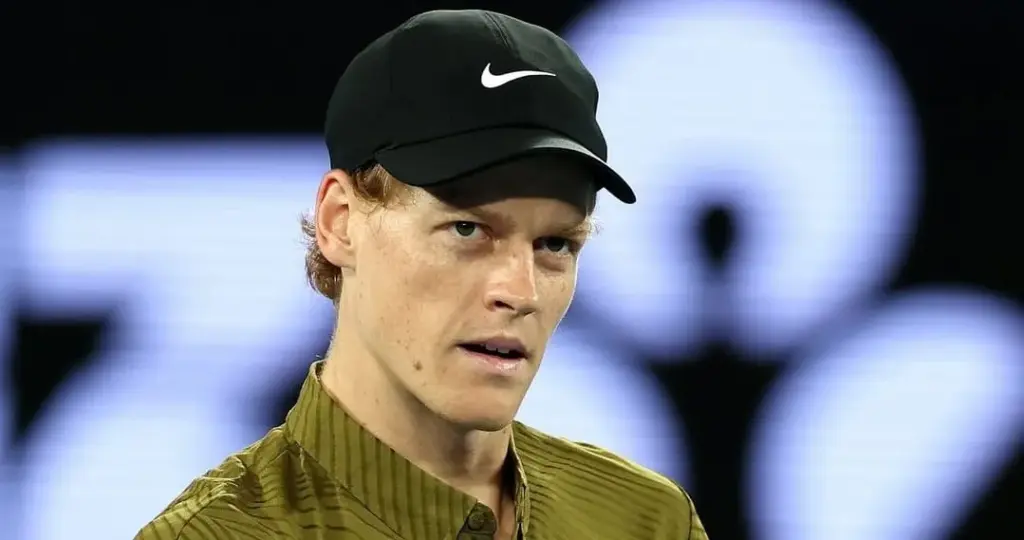 Sinner vence e encara algoz de João Fonseca no Australian Open