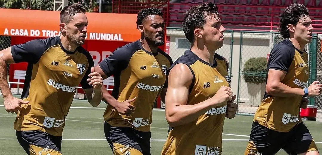 Jogadores do São Paulo durante treino (Foto: Erico Leonan-SPFC)