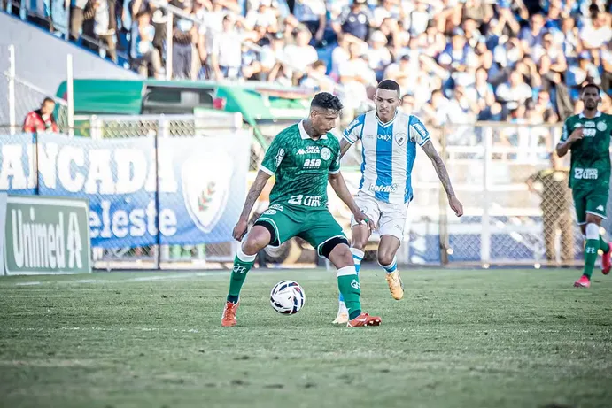 Nas vésperas do Paulistão, Guarani libera zagueiro para acertar com time da Série B