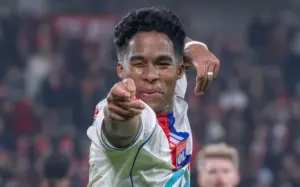 Endrick, no Lyon, ainda sonha disputar a Copa do Mundo