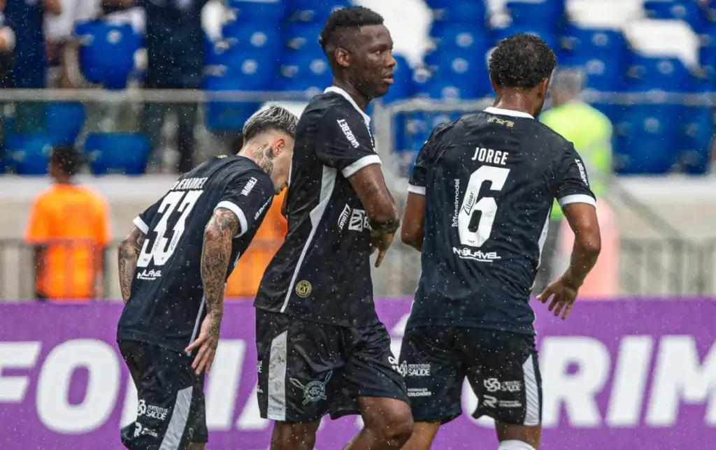 Vitória x Remo – Onde assistir jogo histórico para o Leão Azul