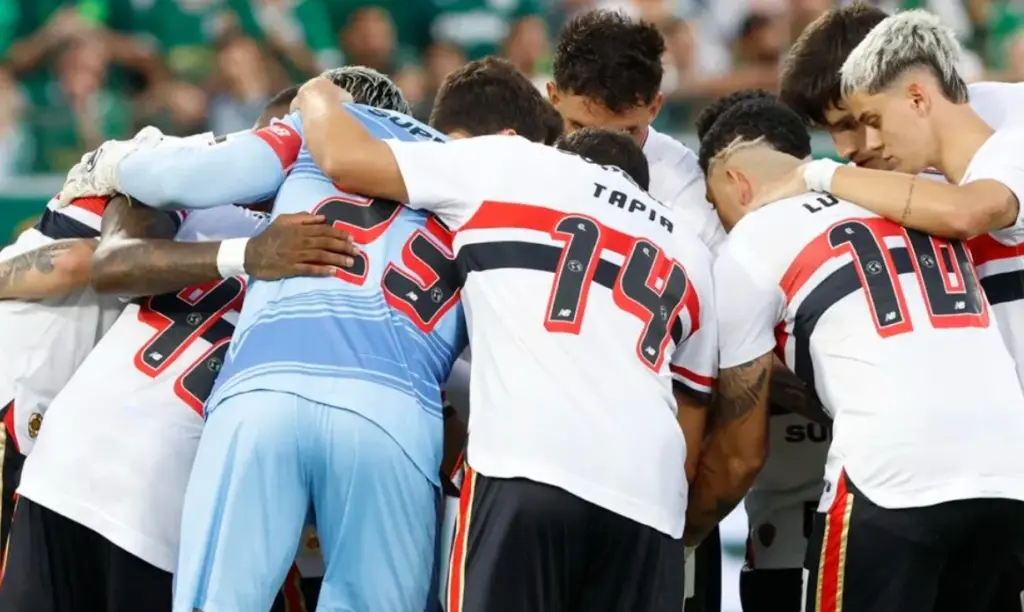 Presidente do São Paulo nega risco de rebaixamento: 'Incaível'