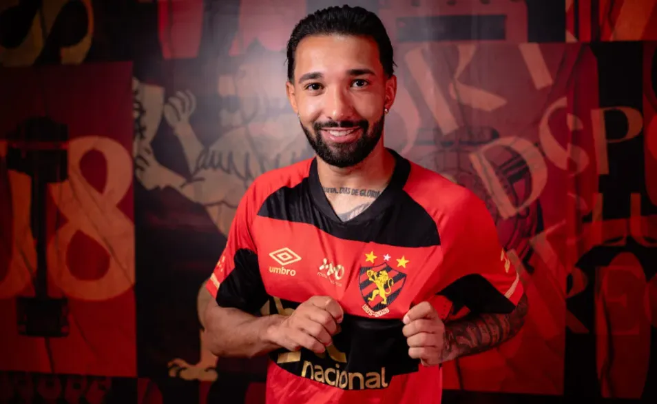 Sport contrata o atacante Clayson