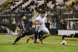 Paulistão A4 RIVALO: Comercial promove trio da Copinha para o profissional