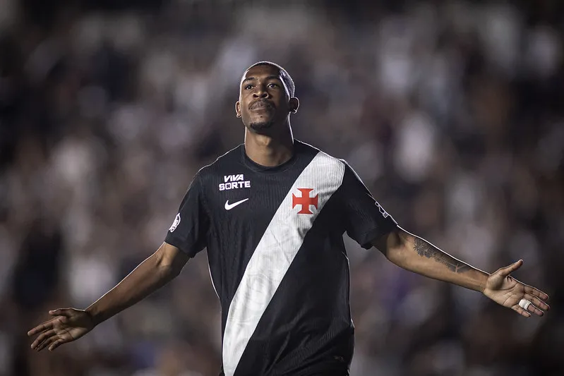 Vasco e Volta Redonda se enfrentam no Carioca