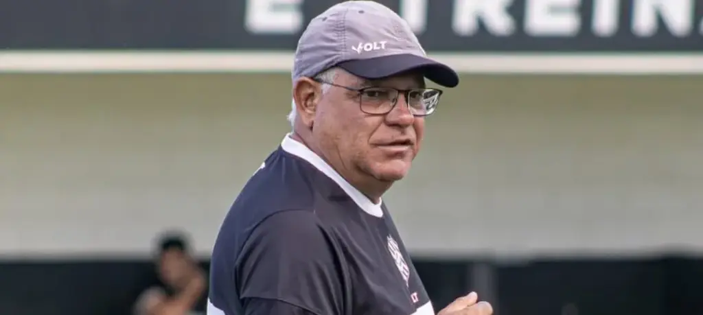 Waguinho Dias valoriza vitória do Figueirense sobre o Joinville