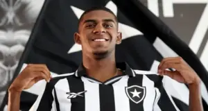 Botafogo contrata Wallace Davi e enfrenta transfer ban