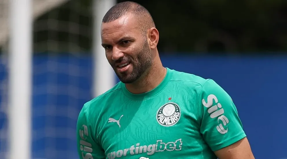 Weverton e liberado pelo Palmeiras e reforca o gremio