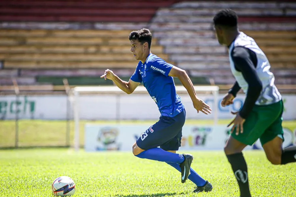 Meia Wellington Alves