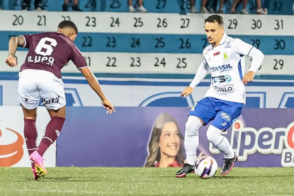 Santo André 0 x 1 Ferroviária - Locomotiva vence fora de casa 3 Santo André 0 x 1 Ferroviária - Locomotiva vence fora de casa (Foto: Brunno Alves)