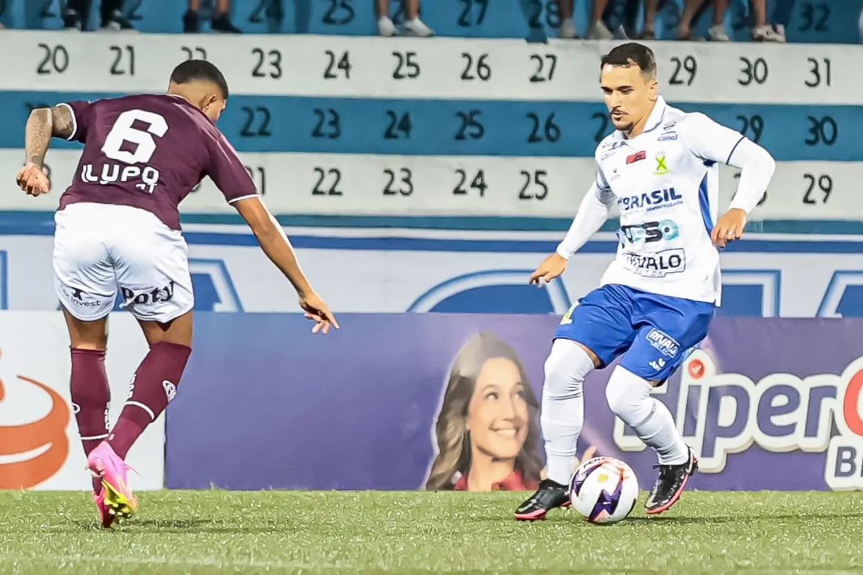 Santo André 0 x 1 Ferroviária - Locomotiva vence fora de casa 3 Santo André 0 x 1 Ferroviária - Locomotiva vence fora de casa (Foto: Brunno Alves)