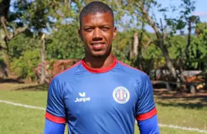 São-Carlense anuncia o lateral Deivid para a Paulistão A4 Rivalo
