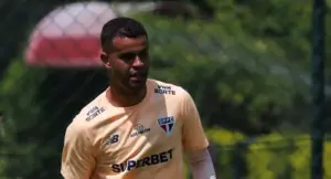 São Paulo exige R$ 1,5 milhão para liberar Alisson ao Corinthians