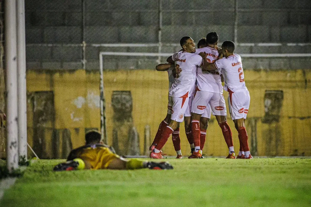 POTIGUAR: América goleia Globo e segue 100%