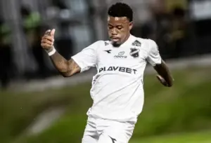 ABC rescinde contrato com Calazans após pedido do jogador