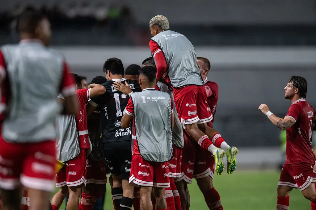 CRB bate Murici Alagoano