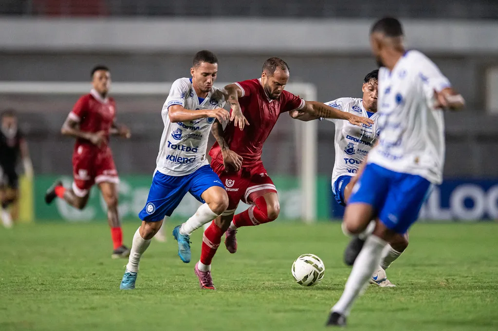 CRB supera Cruzeiro Alagoano