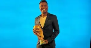 Edílson Capetinha provoca Palmeiras em festa do BBB 26: 'não tem Mundial'