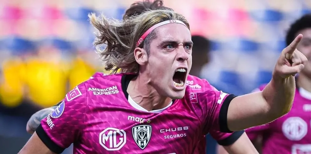 Cláudio Spinelli em ação (Foto: Divulgação-Independiente del Valle)