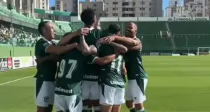 GOIANO: Goiás larga na frente com goleada na Serrinha