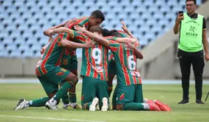 Maranhense: Sampaio Corrêa vence clássico de virada e encosta no líder