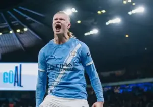 INGLÊS: Tropeços de City e Aston Villa permitem Arsenal isolar-se na liderança