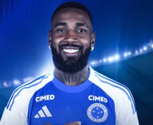 Cruzeiro anuncia a contratação do meia Gerson por cinco anos