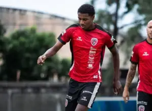 Primavera negocia jovem zagueiro ao Red Bull Bragantino