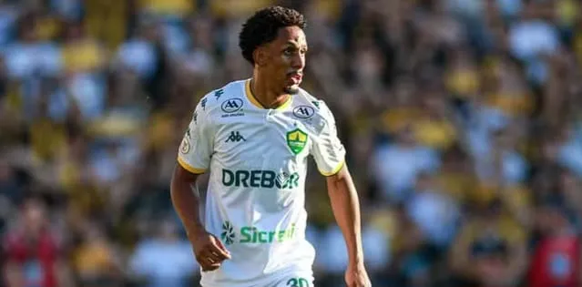 Lucas Mineiro em ação (Foto: Divulgação-Cuiabá EC)