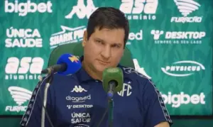 Matheus Costa lembra 'demissão' no Guarani e fala do Dérbi. Veja!