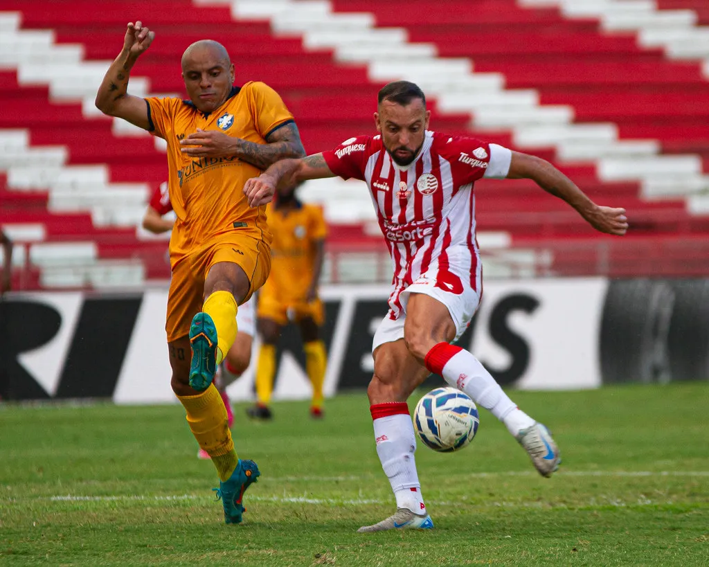 PERNAMBUCANO: Sport busca vaga direta nas semifinais 3 Náutico defende 100% Pernambucano