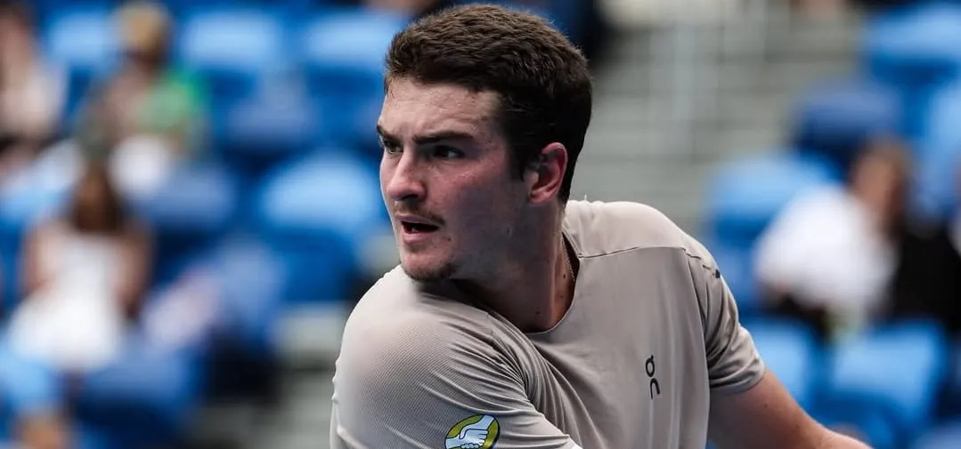 João Fonseca em ação (Foto: Divulgação-Australian Open)