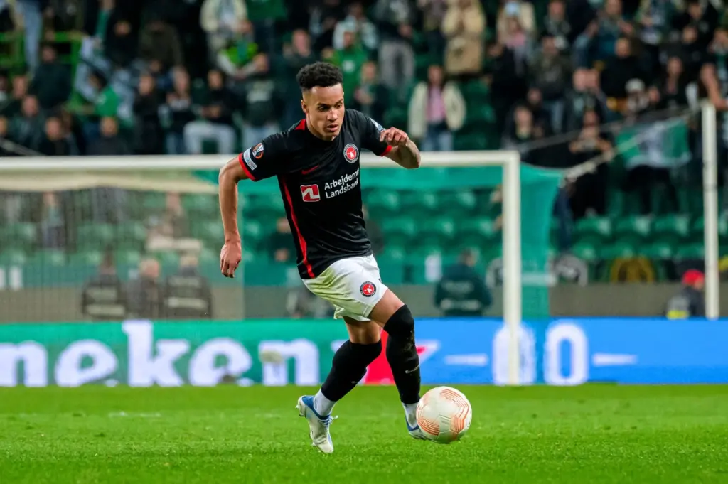 Paulinho alvo Coritiba