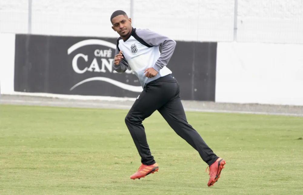 Ponte Preta é condenada em ação trabalhista movida por ex-volante