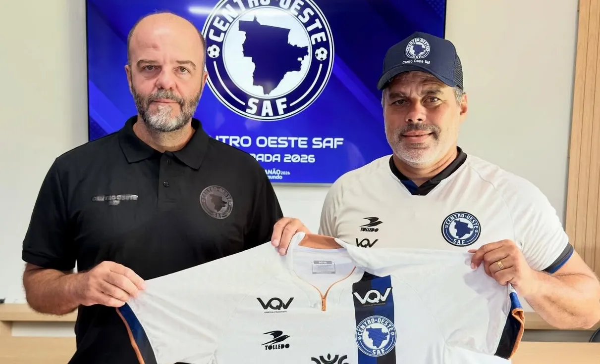 Leandro Sena (à direita) assume o Centro-Oeste