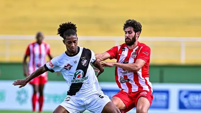 Santa Cruz vence Vasco Acreano