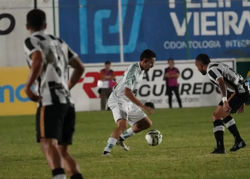 Sousa supera Treze Paraibano